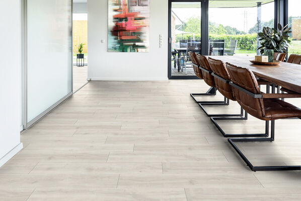 Ter Hürne Laminat Classic Edition Eiche Burger Grill Raumbild