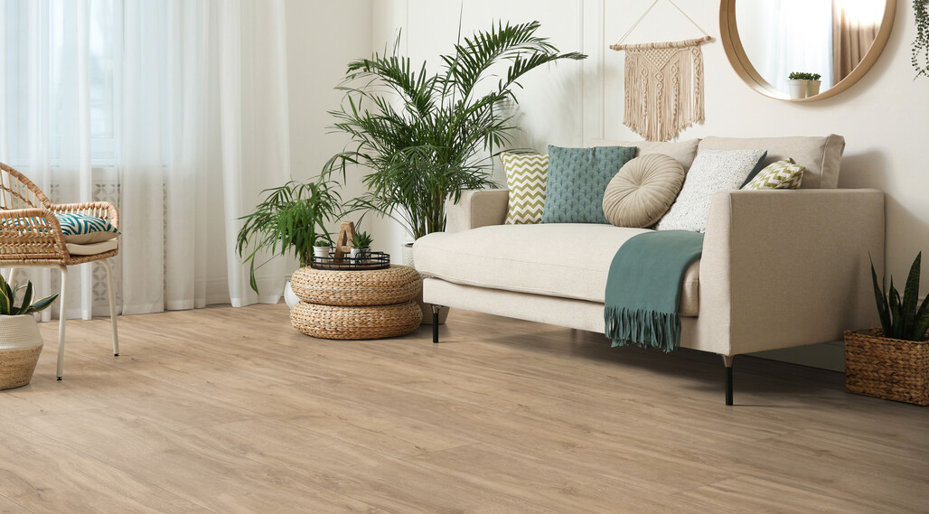 haro-designboden-classicaqua-landhausdiele-sandeiche-strukturiert