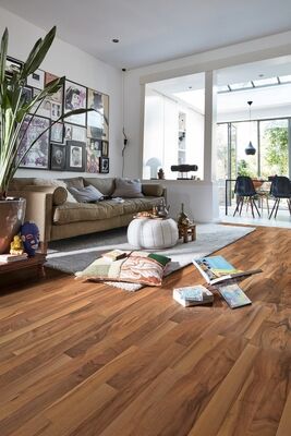  Meister LC 55 Laminat Nussbaum Porenstruktur Kurzdiele 1288x7x198 mm 600012-1288198-00211 | 100553