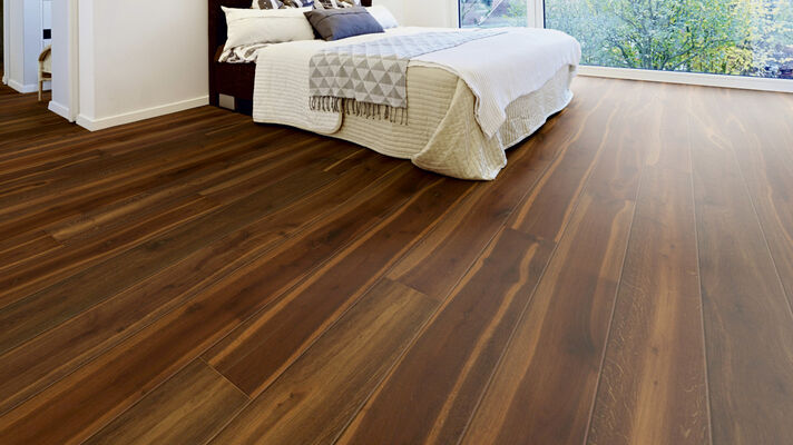  ter Hürne Moods Of Provence Collection Parkett ausdrucksstark geräuchert-gebürstet-naturgeölt Landhausdiele Naturholz Parkett Eiche tabakbraun 2390x200x13 mm 1101012145 | 73459