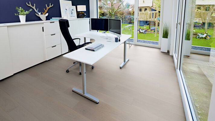  ter Hürne Heaven Collection Parkett ausgeglichen gebürstet, farbig extra mattlackiert Landhausdiele Naturholz Parkett Eiche grau 1409 2390x200x13 mm 1101012219 | 73561