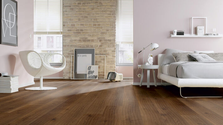  ter Hürne Unique Collection Parkett impulsiv handgehobelt, farbig naturgeölt Landhausdiele Naturholz Parkett Eiche unique samtbraun 2390x200x13 mm 1101013014 | 73783