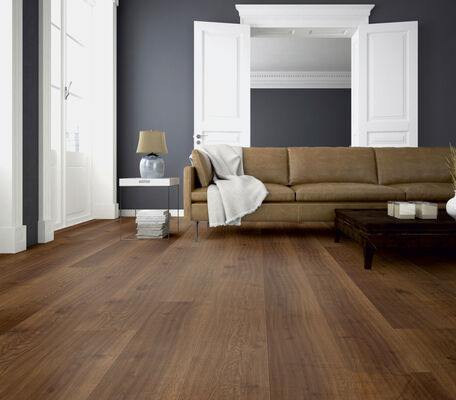  ter Hürne Unique Collection Parkett impulsiv handgehobelt, farbig naturgeölt Landhausdiele Naturholz Parkett Eiche unique samtbraun 2390x200x13 mm 1101013014 | 73786