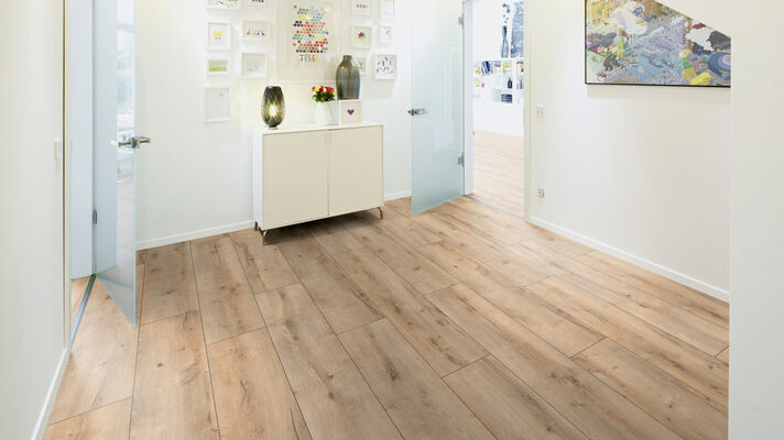  ter Hürne Trend Edition Laminatboden fein-gebürstet Landhausdiele breit Iko Premium-Laminatboden Eiche Urban 1285x280x8 mm 1101021824 | 73915