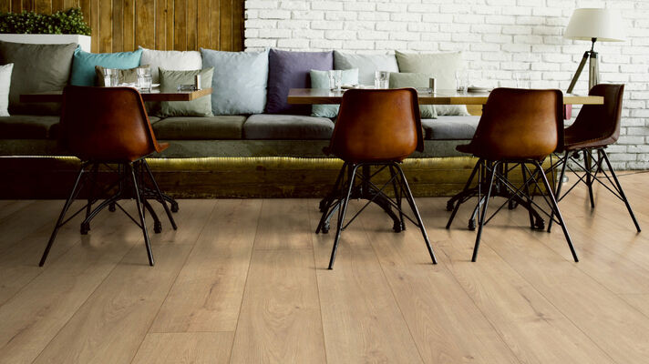  ter Hürne Grand Edition Laminatboden grob-strukturiert Lange Landhausdiele Iko Premium-Laminatboden Eiche Music Store 2003x245x10 mm 1101021846 | 75451
