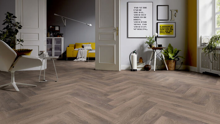  ter Hürne Herringbone Edition Laminatboden fein-geport Fischgrät Iko Premium-Laminatboden Eiche Suite 630x126x10 mm 1101021851 | 75511