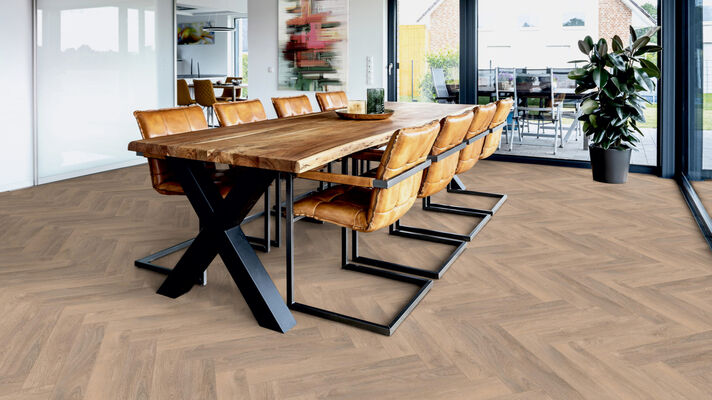  ter Hürne Herringbone Edition Laminatboden fein-geport Fischgrät Iko Premium-Laminatboden Eiche Chalet 630x126x10 mm 1101021853 | 75532