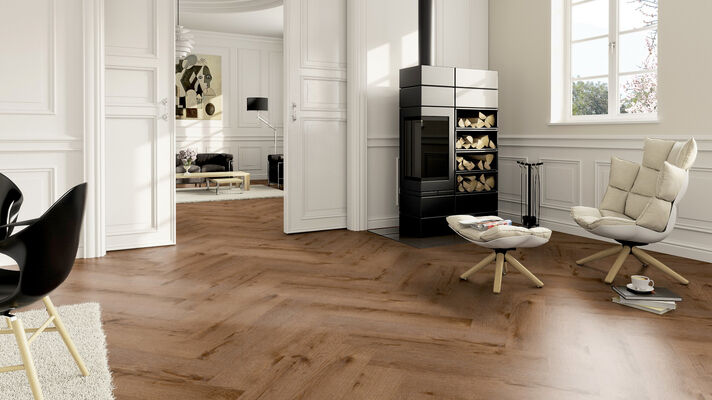  ter Hürne Herringbone Edition Design-Vinylboden tief-gebürstet Fischgrät Soya Design-Vinylboden 1 Eiche Washington Pro 749,3x149,9x2,5 mm 1101210314 | 75919