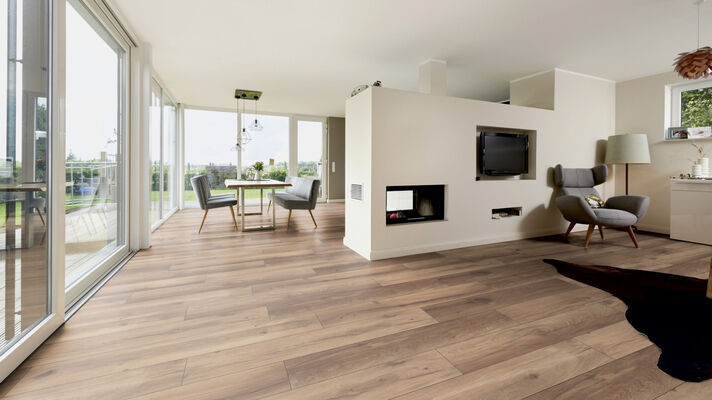  ter Hürne Classic Edition Dureco-Boden Eiche Madeira Strong linear-gebürstet Landhausdiele 1288x195x12 mm 1101260042 | 78484