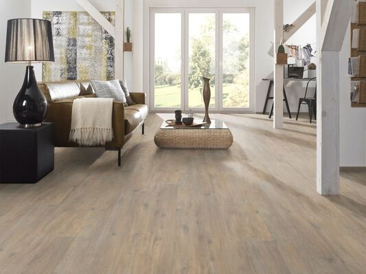  KWG Antigua Professional Vinylboden Sandeiche strukturierte Nutzfläche Vinyl mit HDF-Trägerplatte Landhausdiele Sandeiche 1235x305x10 mm KWG770025 | 93061