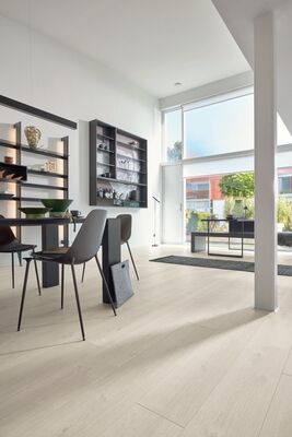  Meister next DL 500 S Designboden Eiche mountain white Porensynchron-Struktur Landhausdiele 2052x8x220 mm 400055-2052220-07124 | 99170